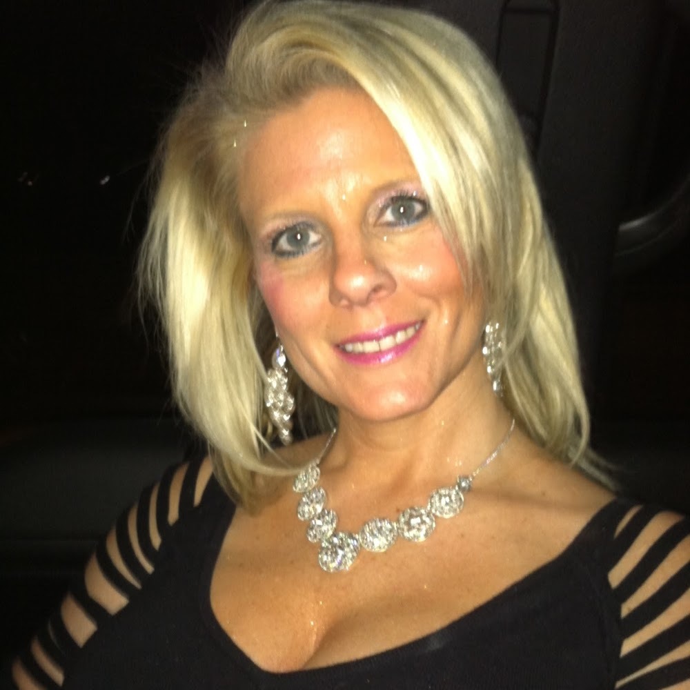 Meet your Posher, Josette